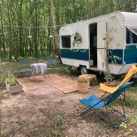 Frühstückspension L'intemporelle Ozourt