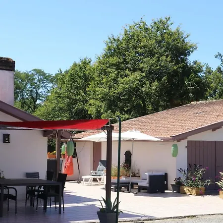 L'intemporelle Bed & Breakfast Ozourt