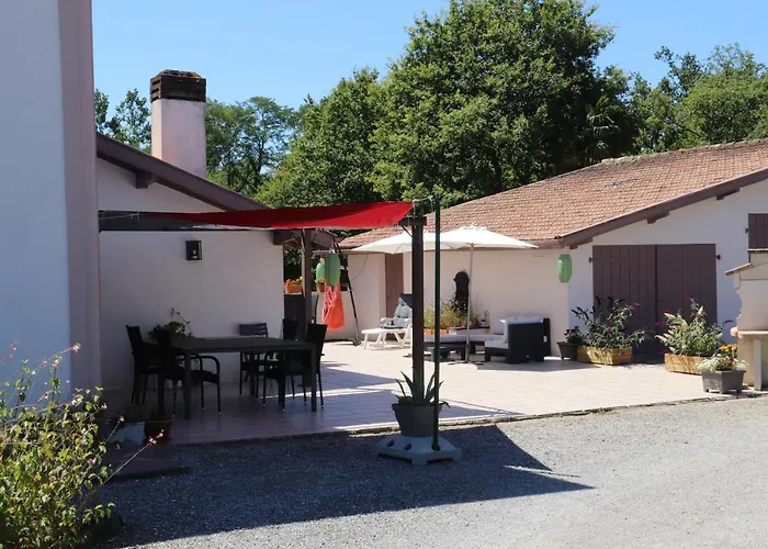 L'intemporelle Alojamento de Acomodação e Pequeno-almoço Ozourt